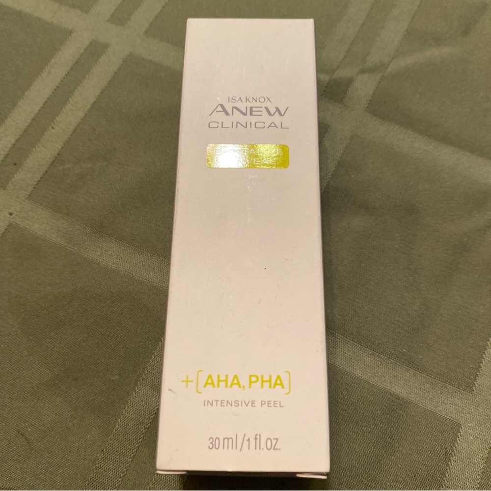 Avon Isa Knox Anew Clinical Revitalize & Reveal Intensive Peel 1 fl oz NEW